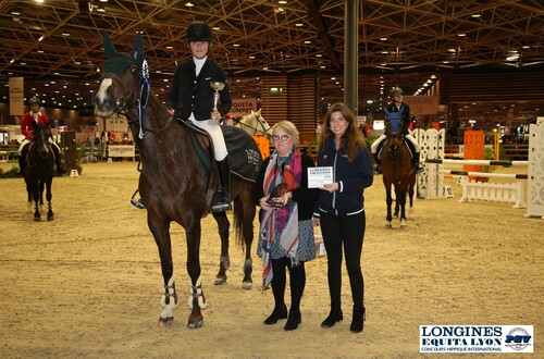 PLAQUE CONCOURS HIPPIQUE 1er Prix Des Touristes Lyonnais - NEYRON 1970